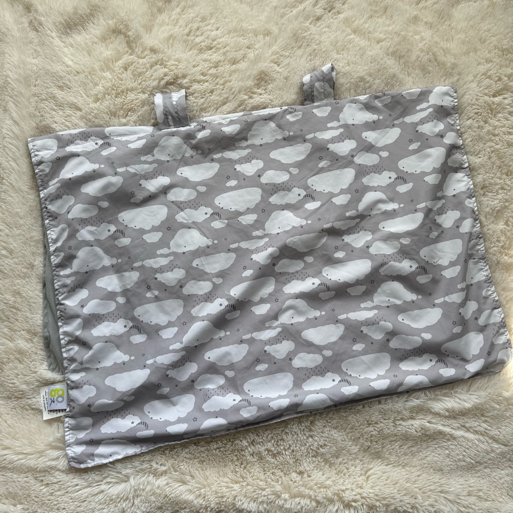 Go by Goldbug Gray and White Cloud Car Seat Canopy